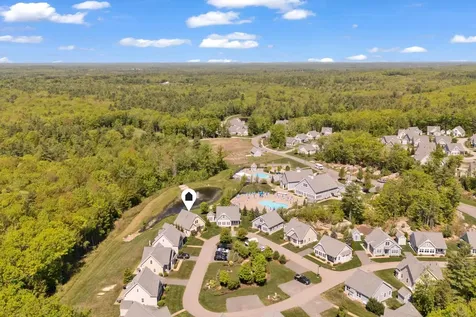 27 Ranger Lane Arundel ME 04046