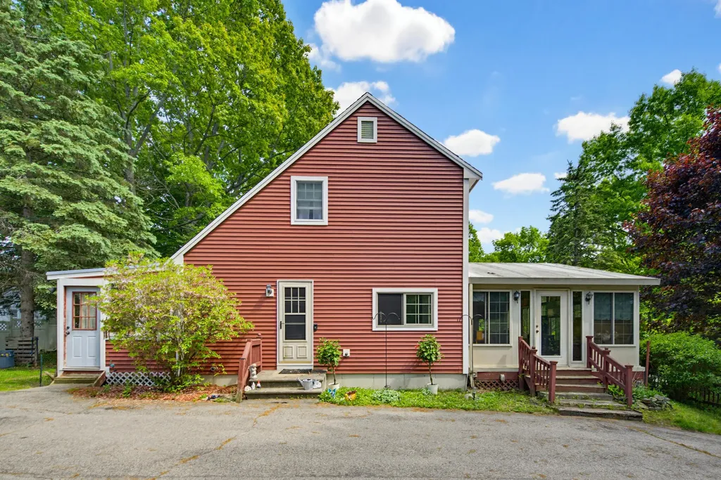 21 Dogwood Drive South Berwick ME 03908