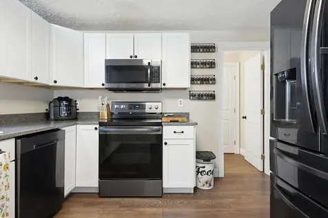 21 Dogwood Drive South Berwick ME 03908