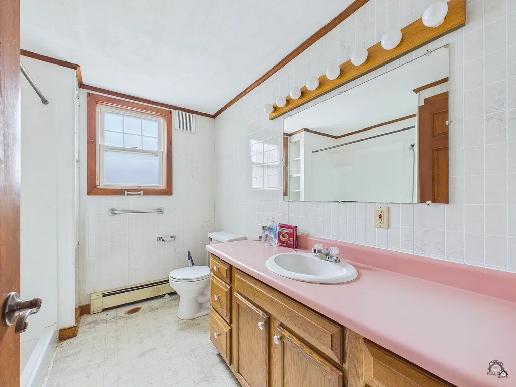 164 Windsor Road China ME 04358