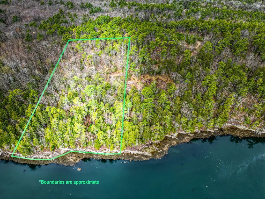 16 Otter Lane Westport Island ME 04578