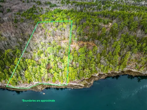 16 Otter Lane Westport Island ME 04578