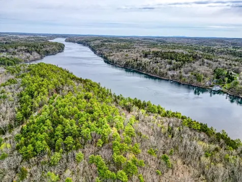 16 Otter Lane Westport Island ME 04578