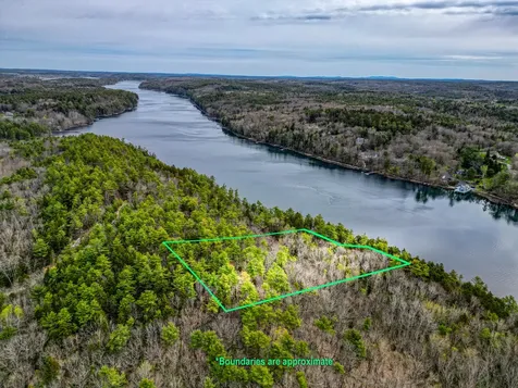 16 Otter Lane Westport Island ME 04578