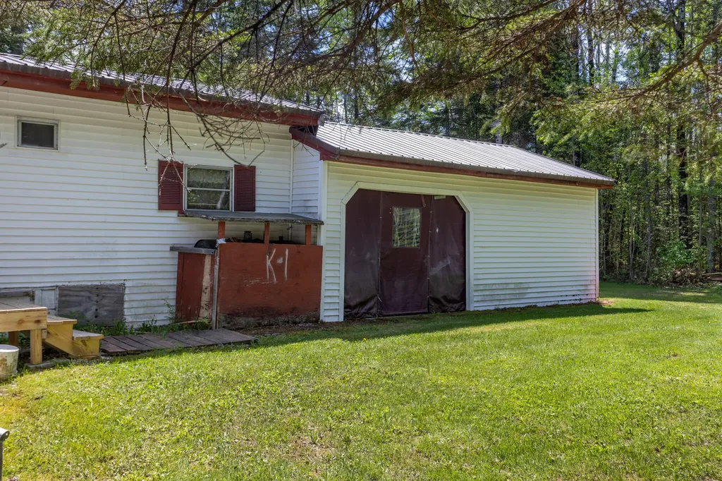 89 Dill Road Stetson ME 04488