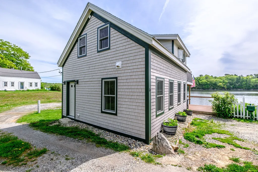6 Egret Point Phippsburg ME 04562