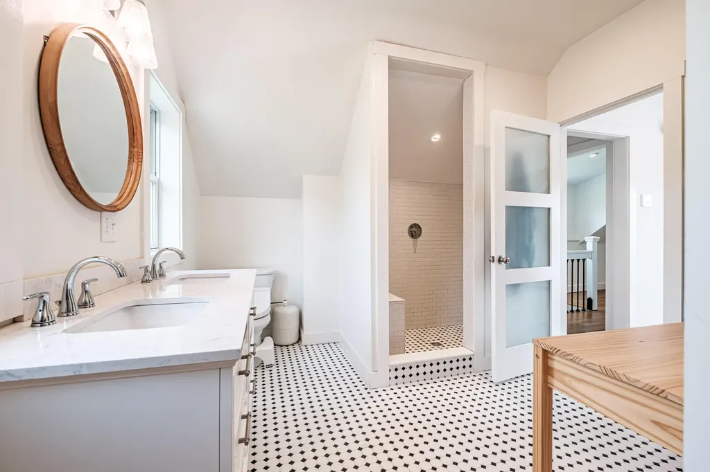6 Egret Point Phippsburg ME 04562