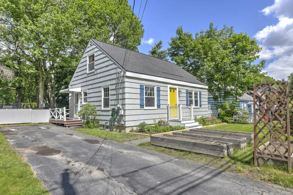 76 Massachusetts Avenue Portland ME 04102