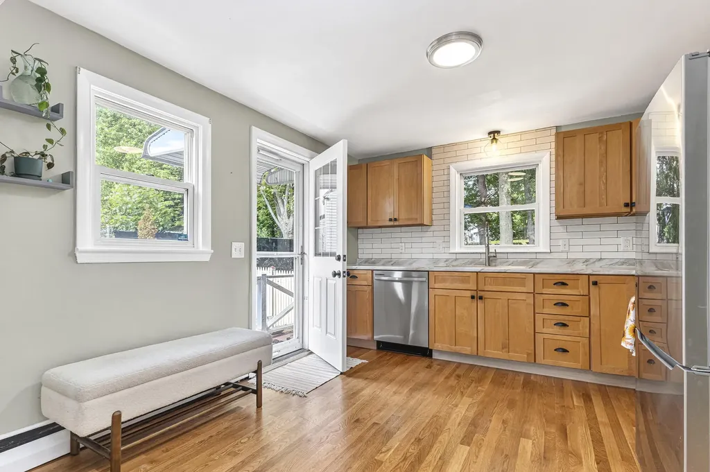 76 Massachusetts Avenue Portland ME 04102