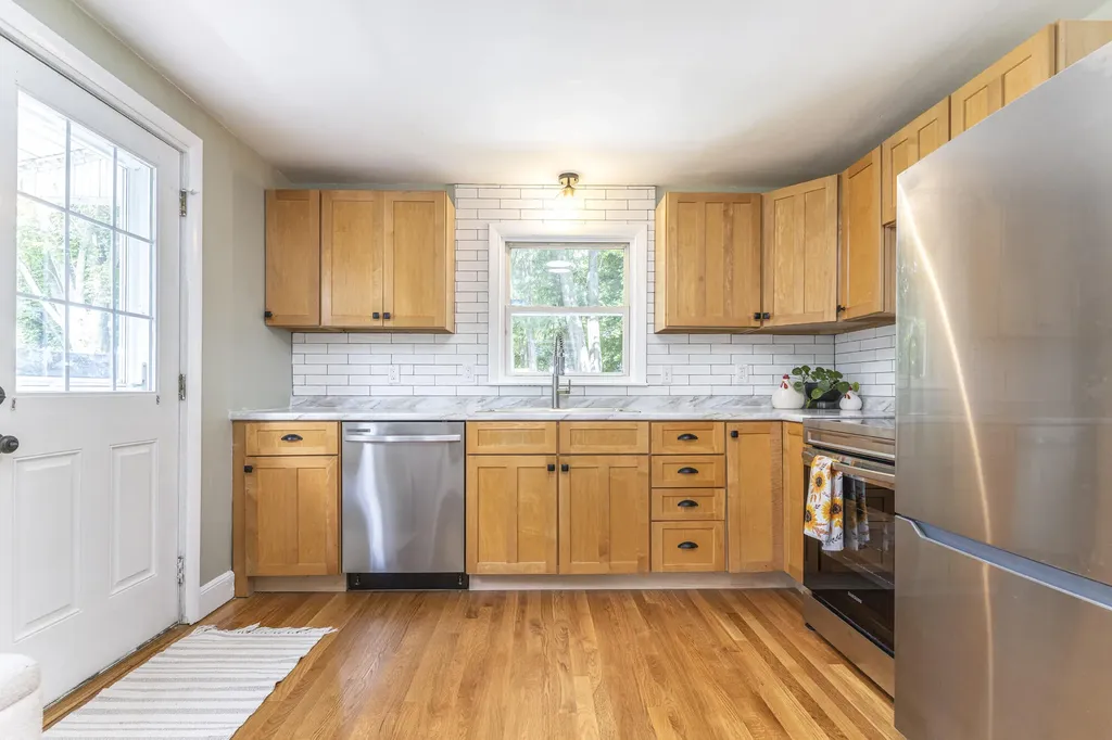 76 Massachusetts Avenue Portland ME 04102