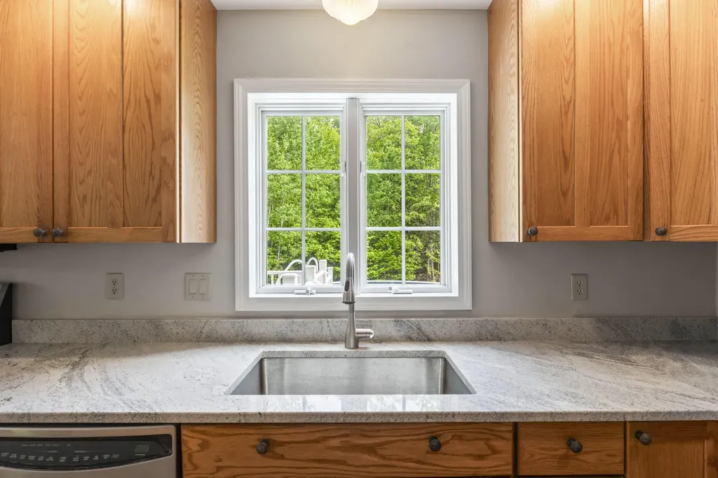 9 Tyrawley Road Farmingdale ME 04344