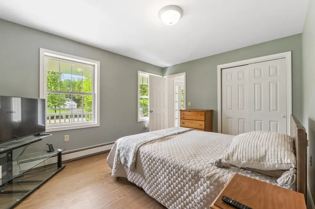 9 Tyrawley Road Farmingdale ME 04344