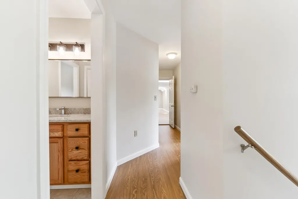 9 Tyrawley Road Farmingdale ME 04344