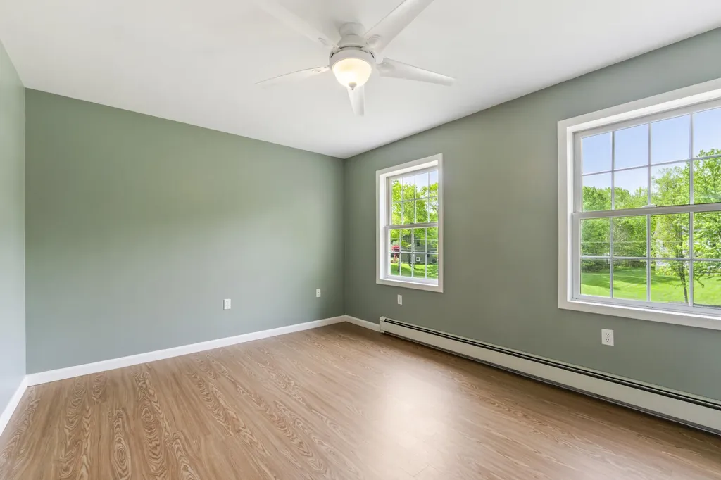 9 Tyrawley Road Farmingdale ME 04344