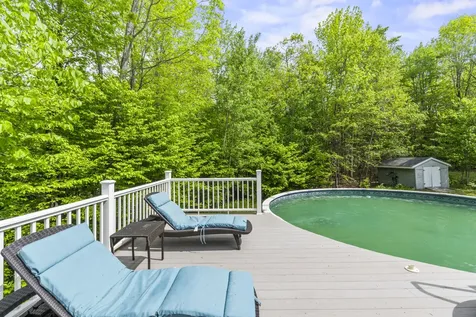 9 Tyrawley Road Farmingdale ME 04344