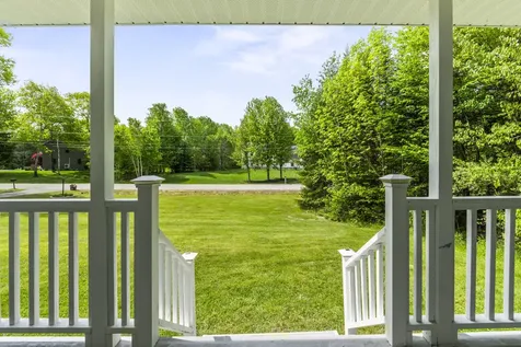 9 Tyrawley Road Farmingdale ME 04344