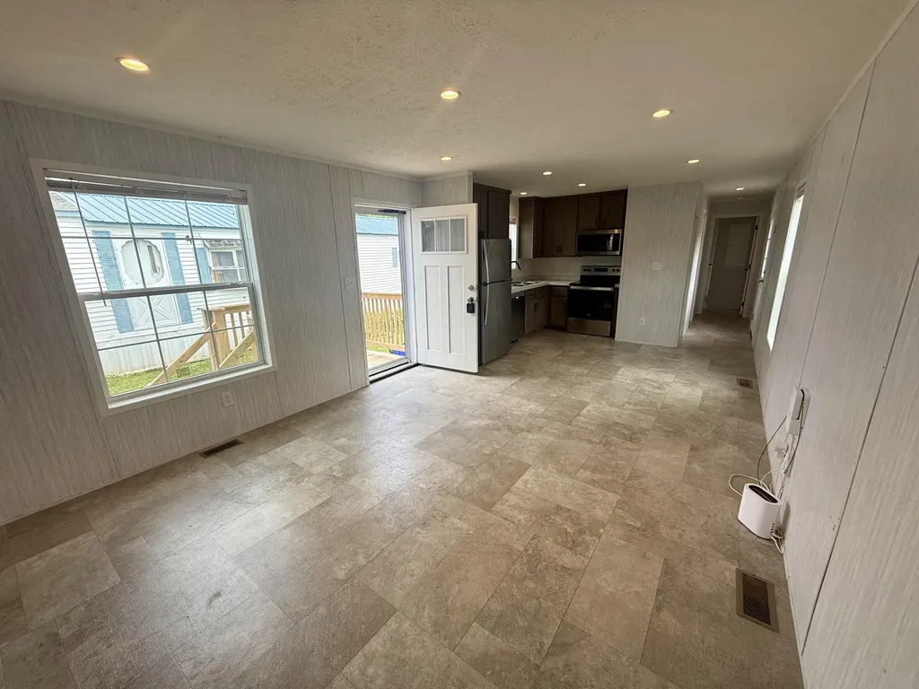 28 Hobson Avenue Veazie ME 04401