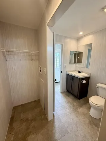 28 Hobson Avenue Veazie ME 04401