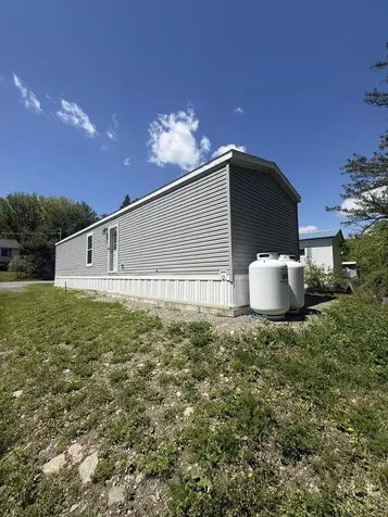 28 Hobson Avenue Veazie ME 04401