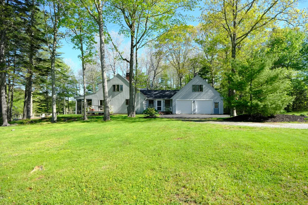 36 Snowdeal Lane South Thomaston ME 04858