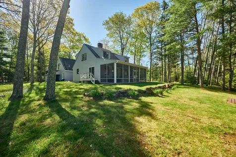 36 Snowdeal Lane South Thomaston ME 04858