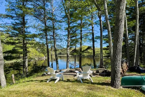 36 Snowdeal Lane South Thomaston ME 04858