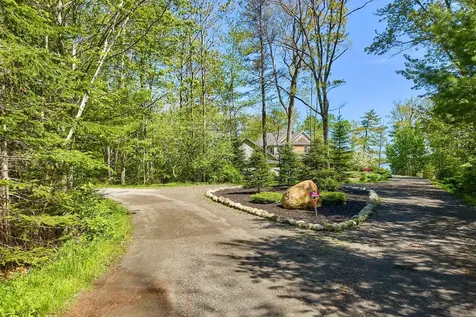 36 Snowdeal Lane South Thomaston ME 04858