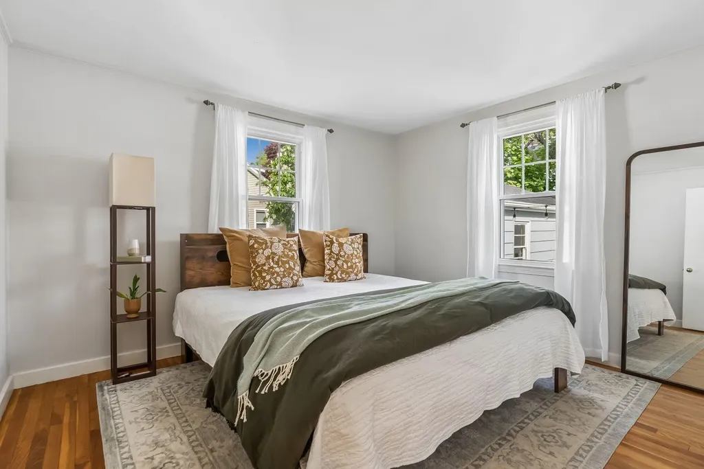 826 Highland Avenue South Portland ME 04106