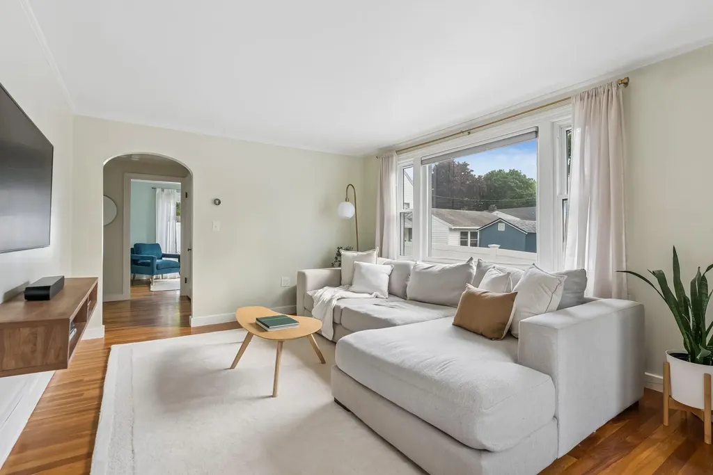 826 Highland Avenue South Portland ME 04106