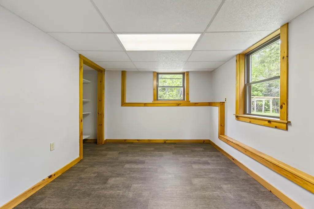 927 Federal Road Livermore ME 04253