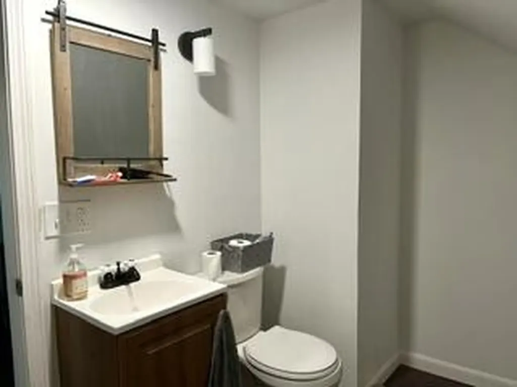 32 Gillander Avenue Auburn ME 04210