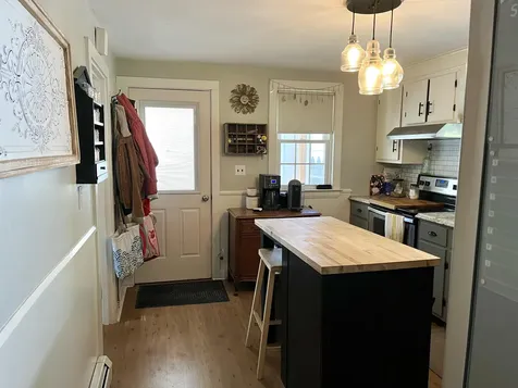 32 Gillander Avenue Auburn ME 04210