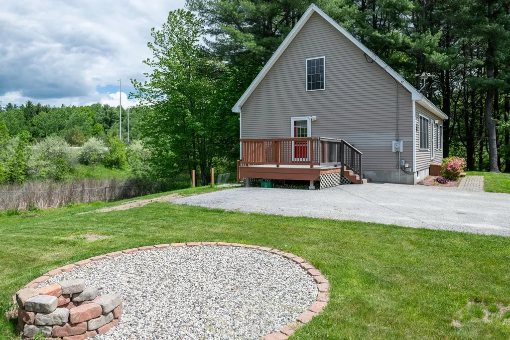 1 Rose Terrace Auburn ME 04210