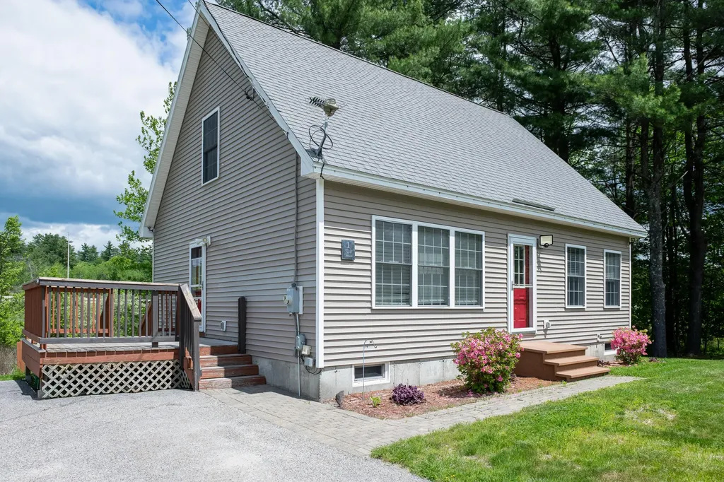 1 Rose Terrace Auburn ME 04210