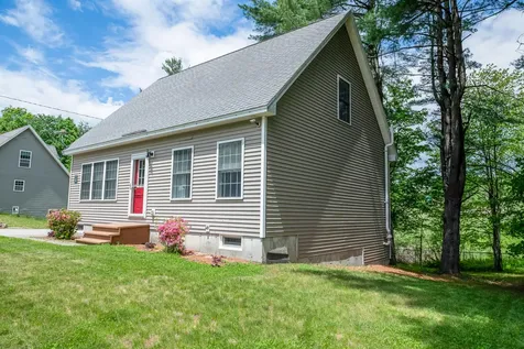 1 Rose Terrace Auburn ME 04210