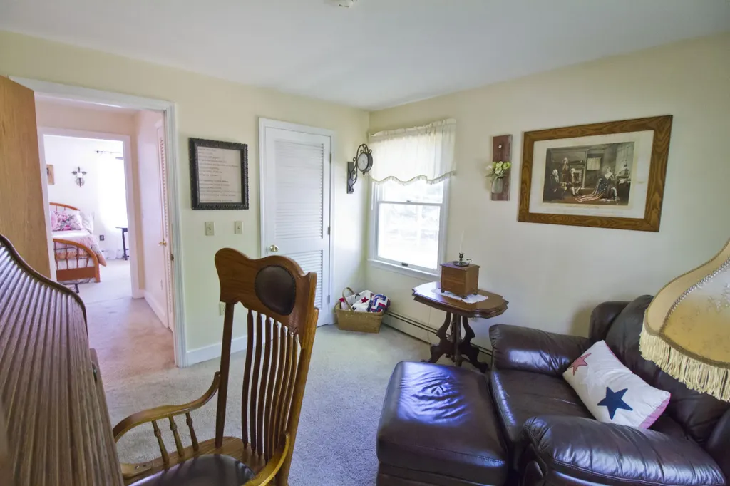 152 New Road Arundel ME 04046