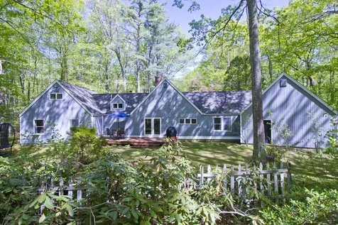 152 New Road Arundel ME 04046