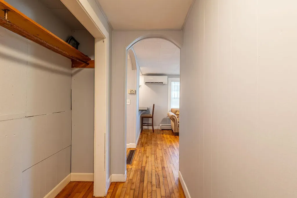 56 Bow Street Freeport ME 04032