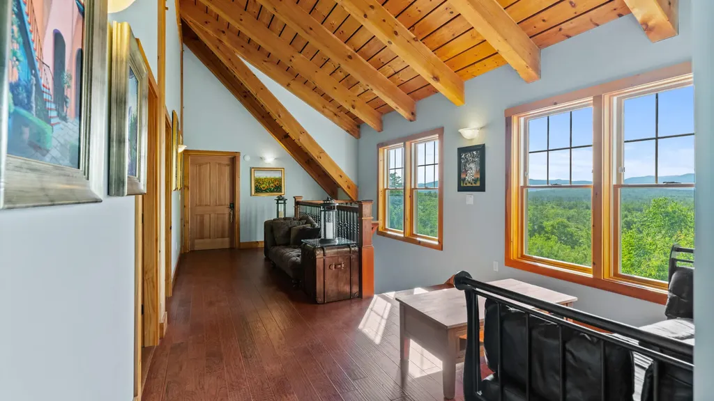 81 Hillside Lane Sweden ME 04040