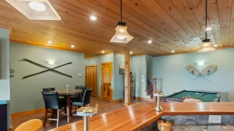 81 Hillside Lane Sweden ME 04040