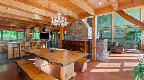 81 Hillside Lane Sweden ME 04040