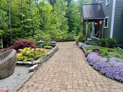81 Hillside Lane Sweden ME 04040