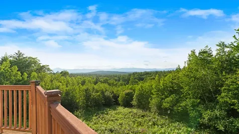 81 Hillside Lane Sweden ME 04040