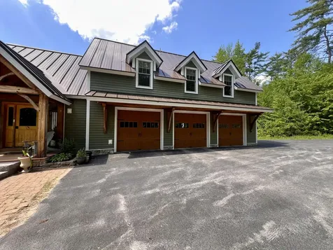 81 Hillside Lane Sweden ME 04040