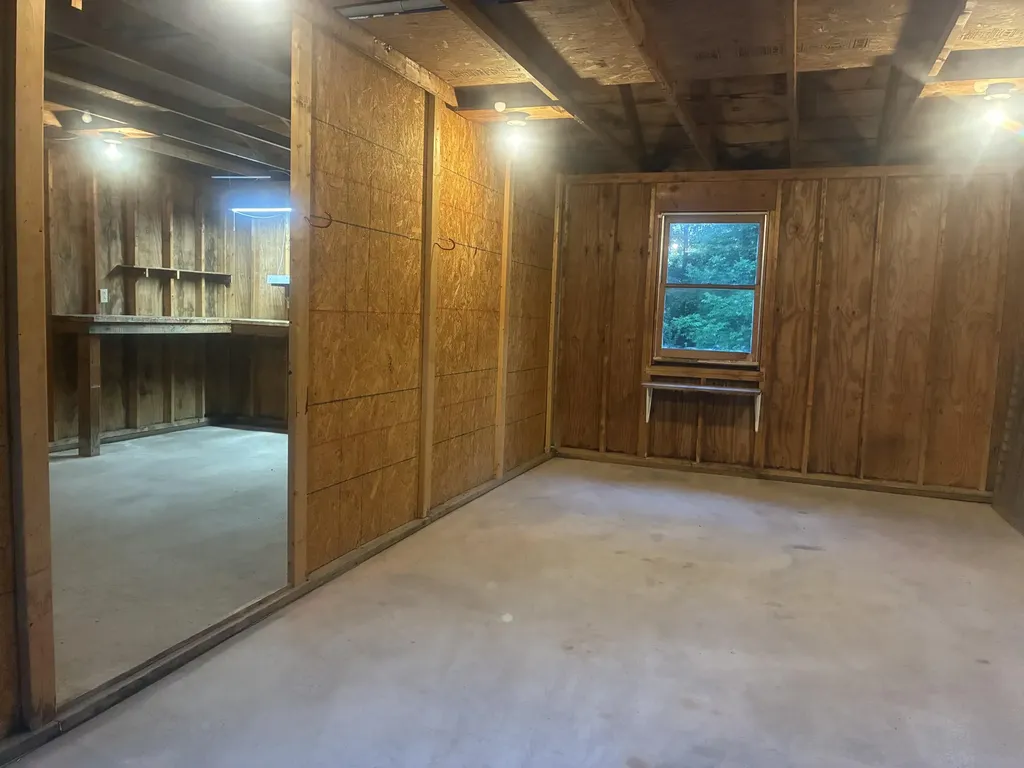 516 E Pond Road Nobleboro ME 04555