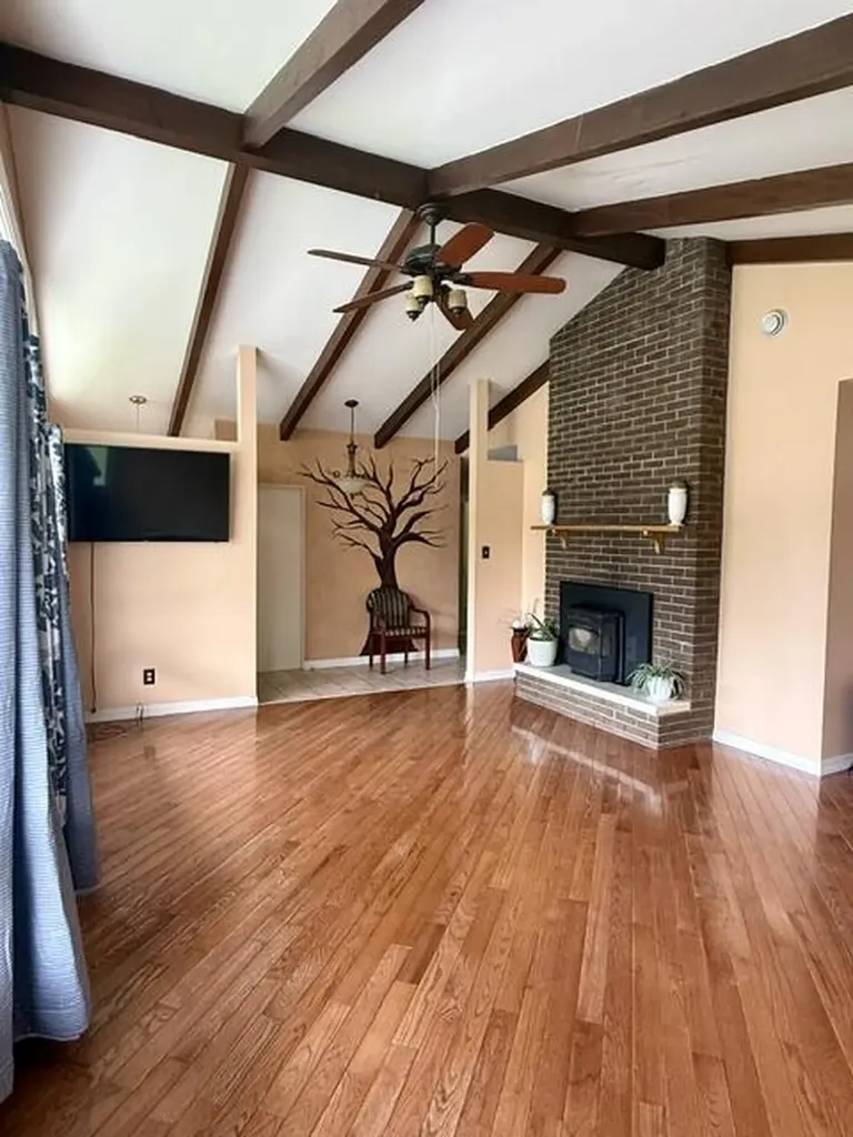 164 Hillcrest Avenue Madawaska ME 04756