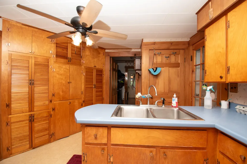 26 Chadbourne Road Harmony ME 04942