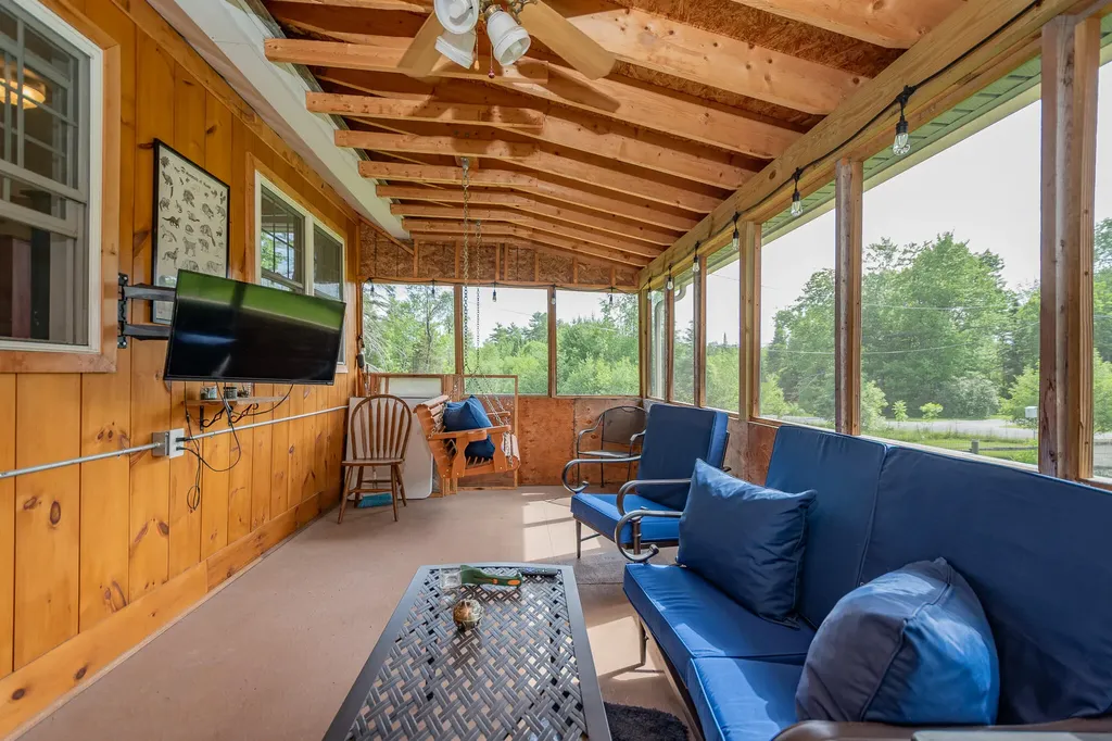 26 Chadbourne Road Harmony ME 04942