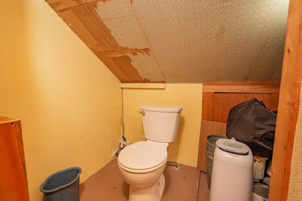 26 Chadbourne Road Harmony ME 04942