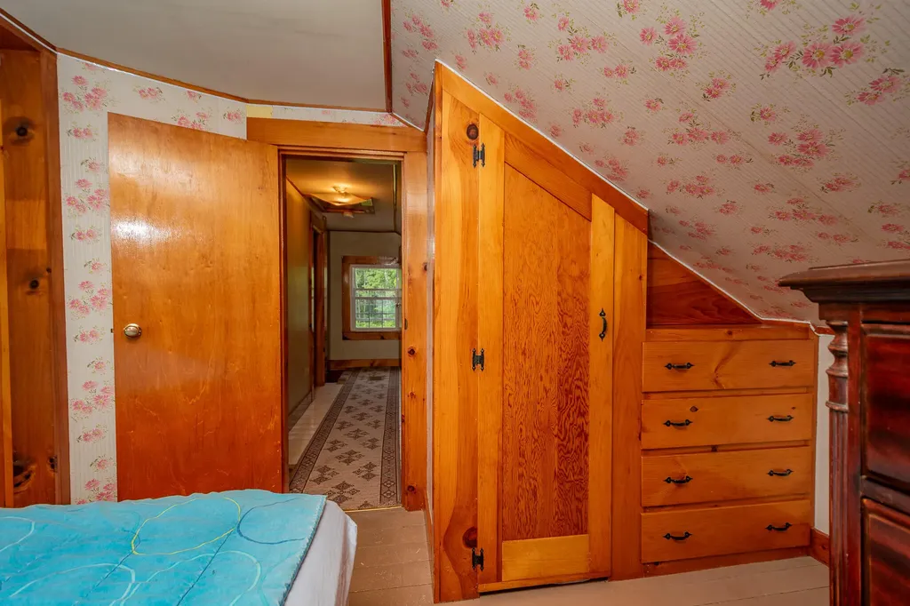 26 Chadbourne Road Harmony ME 04942
